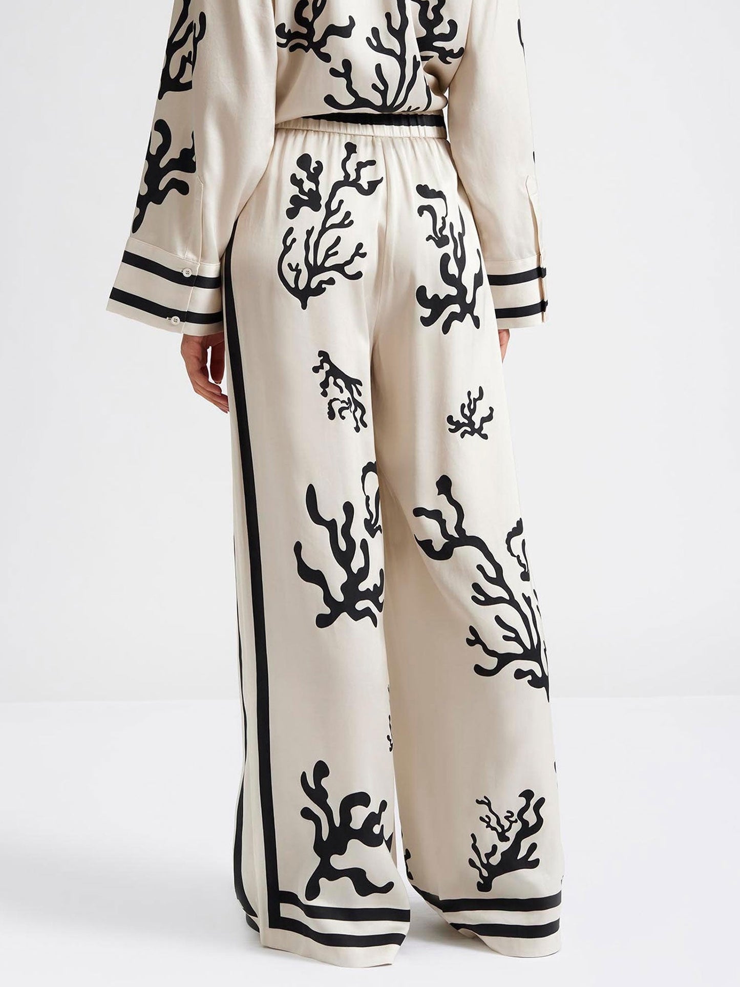 Black Coral Print Wide-Leg Pants