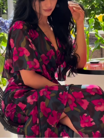 Retro V-neck trumpet sleeve printed dress