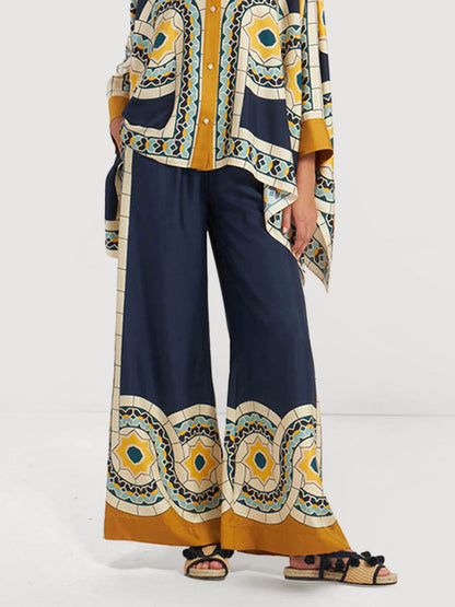 Geometric Print Wide-Leg Pants
