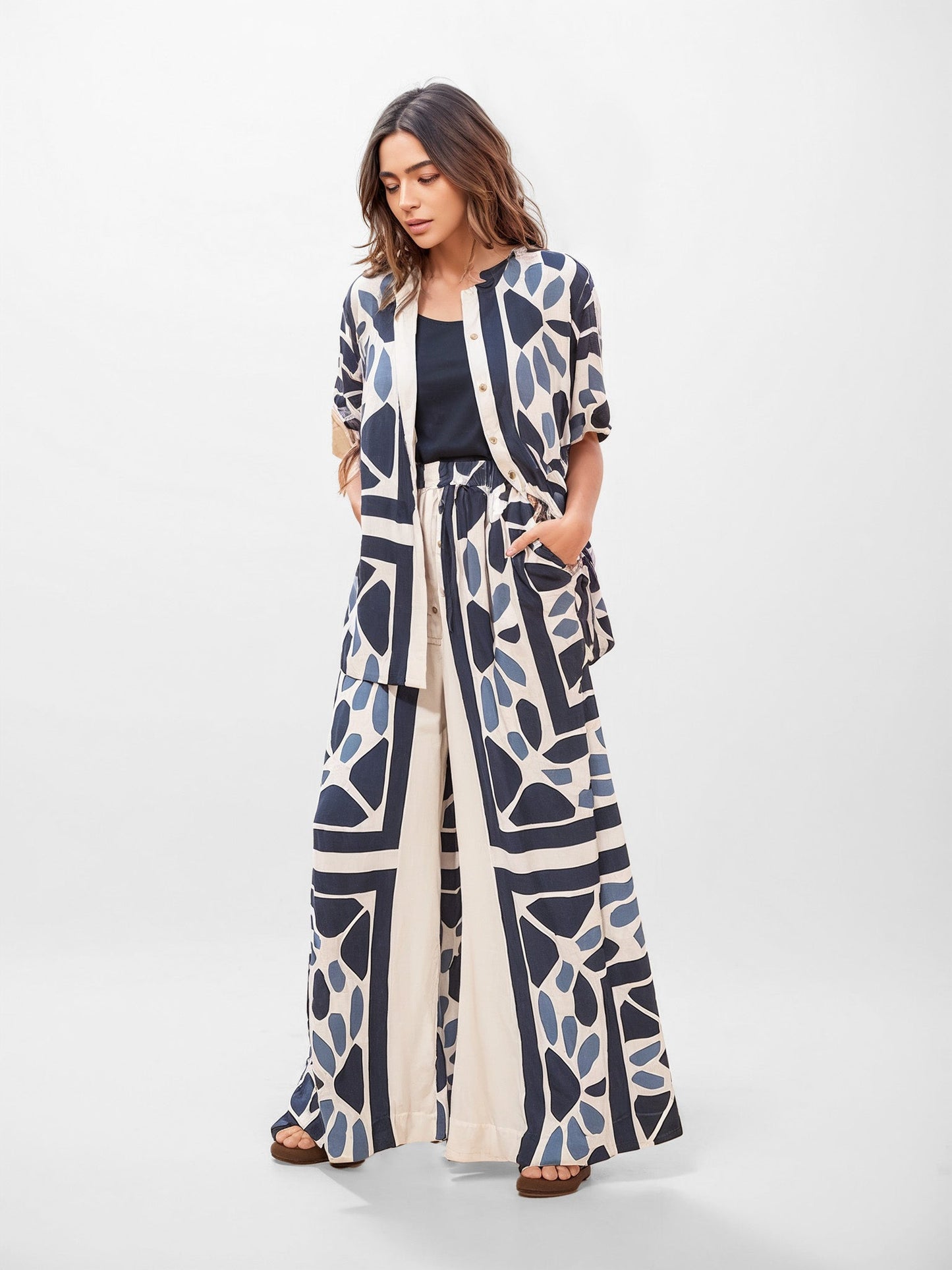 Modern Geo Print Wide-Leg Pants