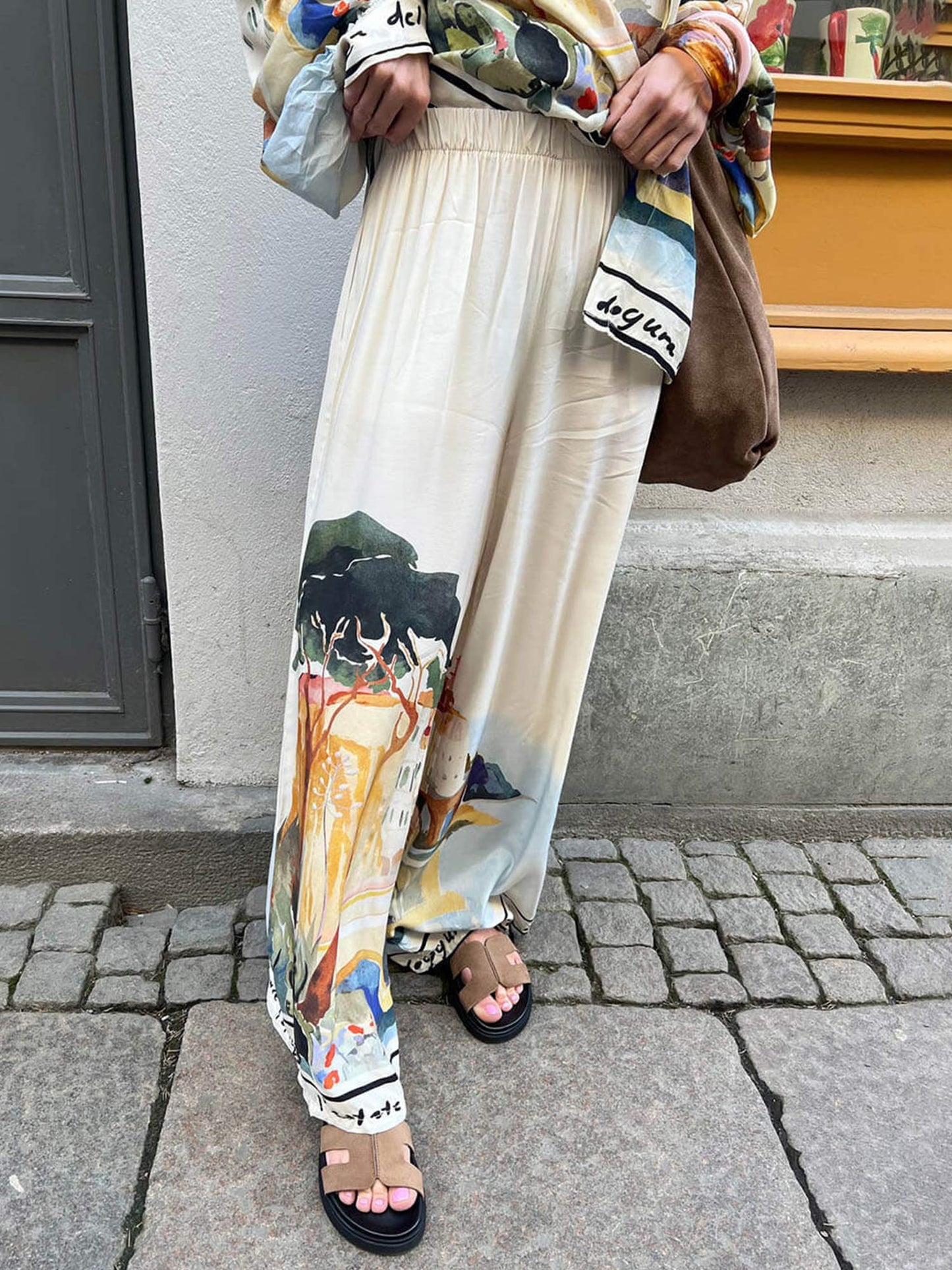 Artful Print Wide-Leg Pants