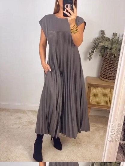 Sleeveless Pleated Simple Solid Color Dress👗